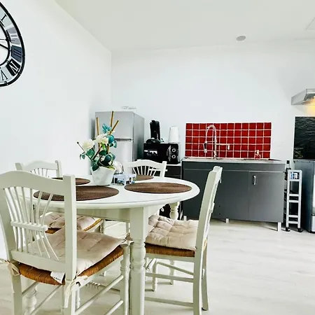L'appartement Du Chateau Holiday home *